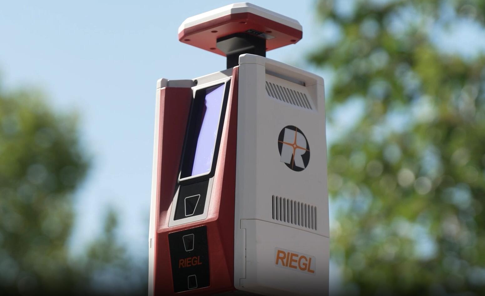 RIEGL VZ-600i